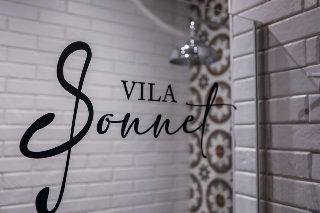 Vila Sonnet Hotel Korça Kültér fotó