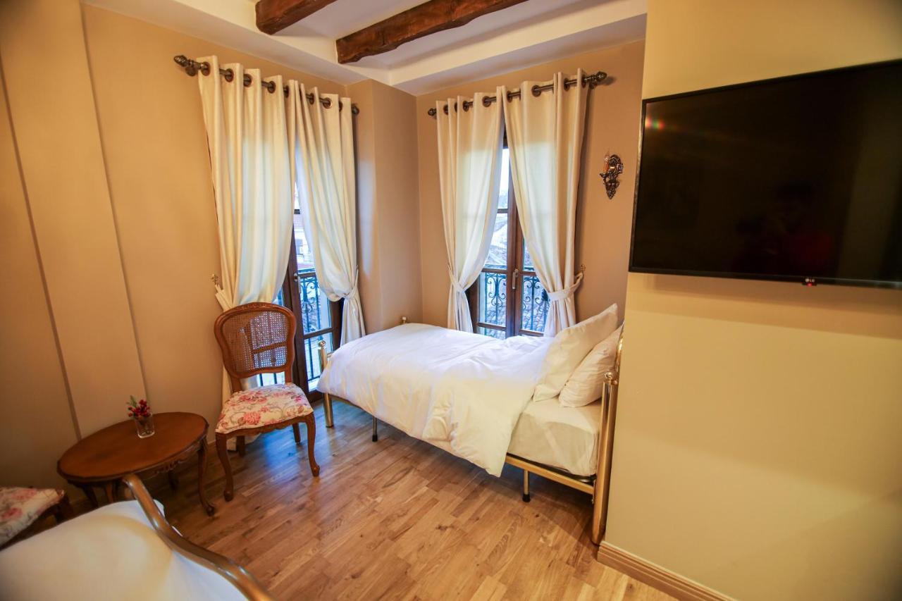 Vila Sonnet Hotel Korça Kültér fotó